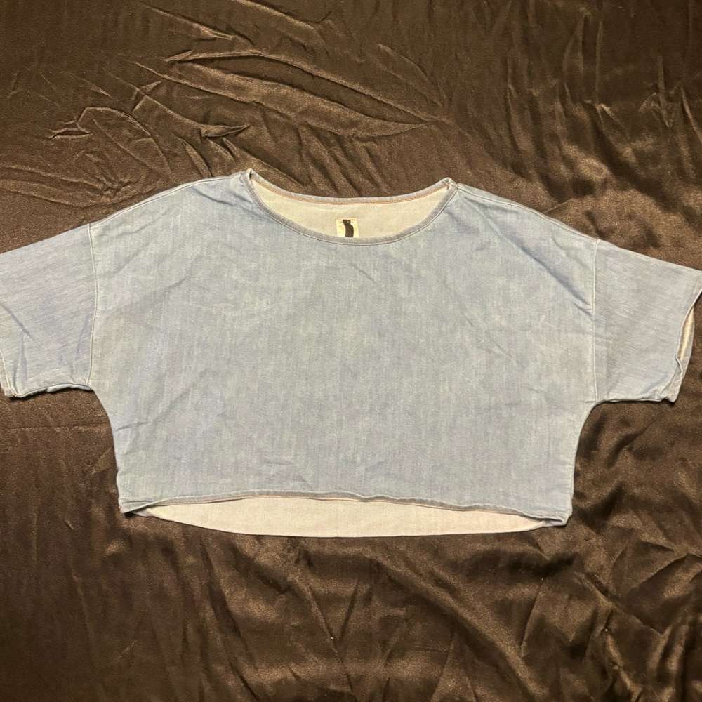 Chic Blue Denim Women's Crop Top